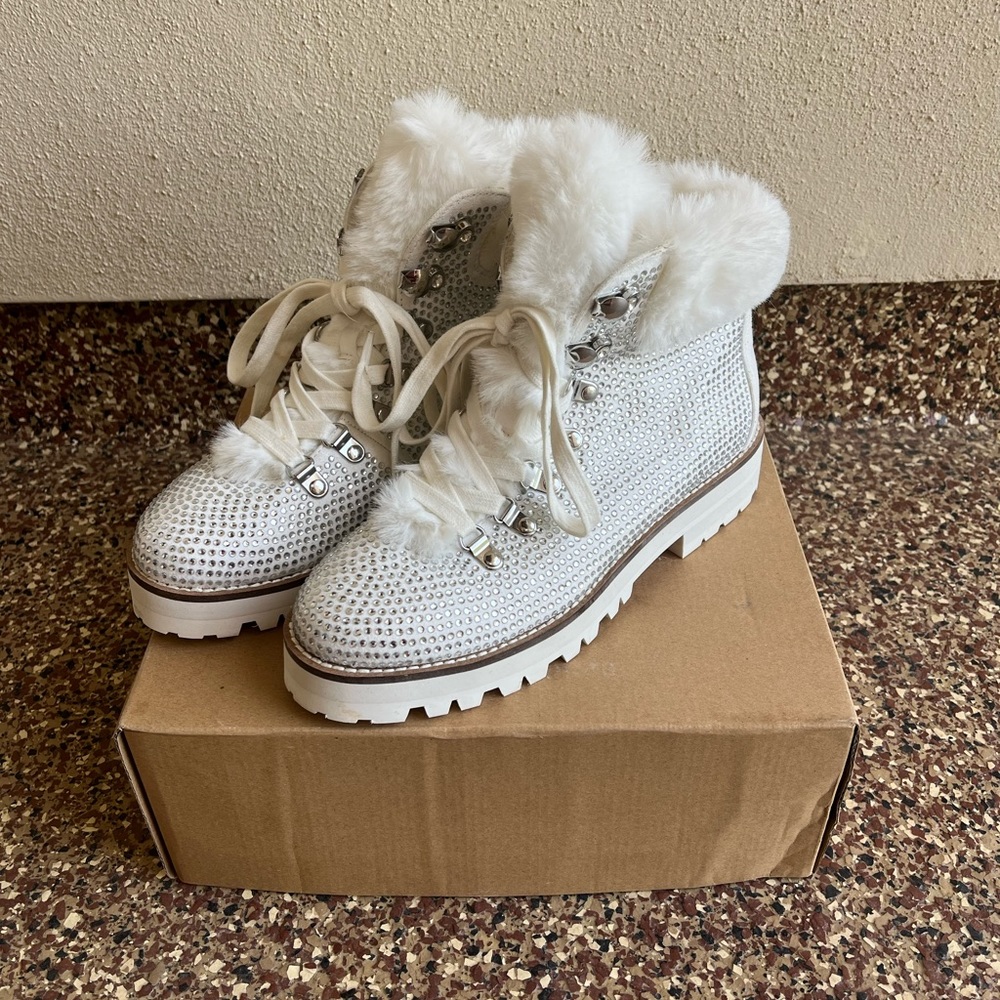 Jessica Simpson boots!